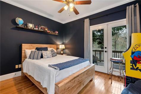 1060 Golden Avenue Dahlonega GA 30533