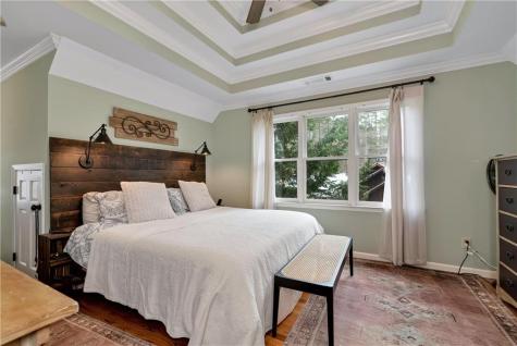 1060 Golden Avenue Dahlonega GA 30533