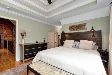 1060 Golden Avenue Dahlonega GA 30533
