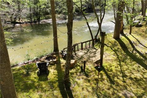 1060 Golden Avenue Dahlonega GA 30533
