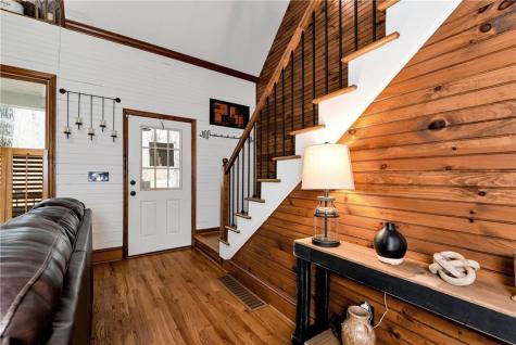 1060 Golden Avenue Dahlonega GA 30533