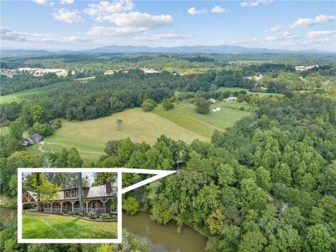938 Waters Street W Clarkesville GA 30523