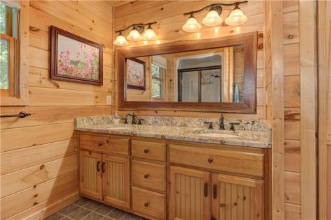 1605 Sunrock Mountain Road Blue Ridge GA 30513