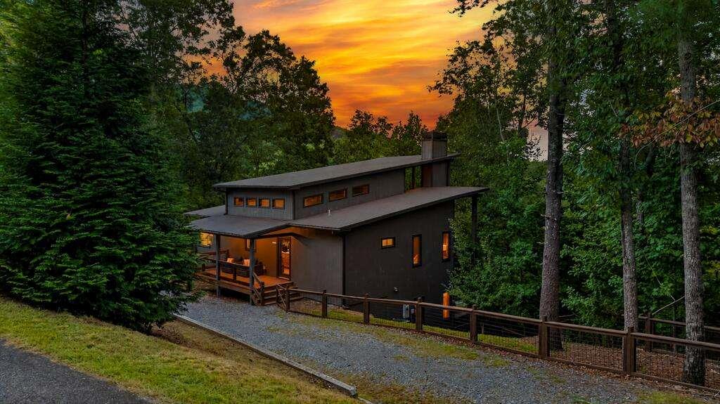 78 Deer Crest Road Blue Ridge GA 30513