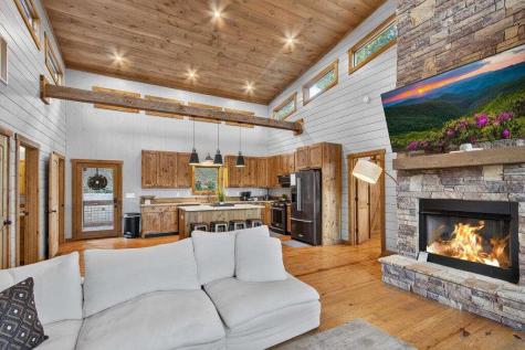78 Deer Crest Road Blue Ridge GA 30513