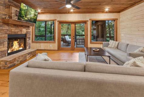 78 Deer Crest Road Blue Ridge GA 30513