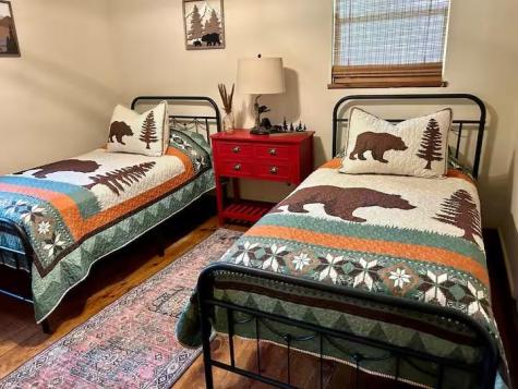 7932 Highway 75 Alt Helen GA 30545