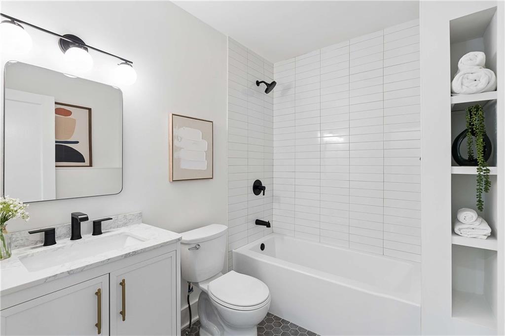 401 Ashburton Avenue SE Atlanta GA 30317
