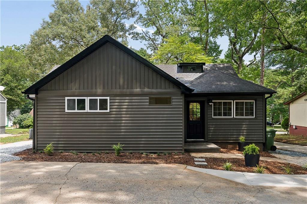 401 Ashburton Avenue SE Atlanta GA 30317
