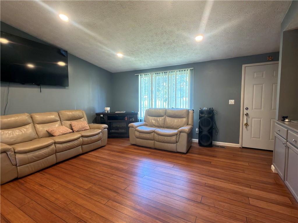 5172 W Scarbrough Trail Stone Mountain GA 30088