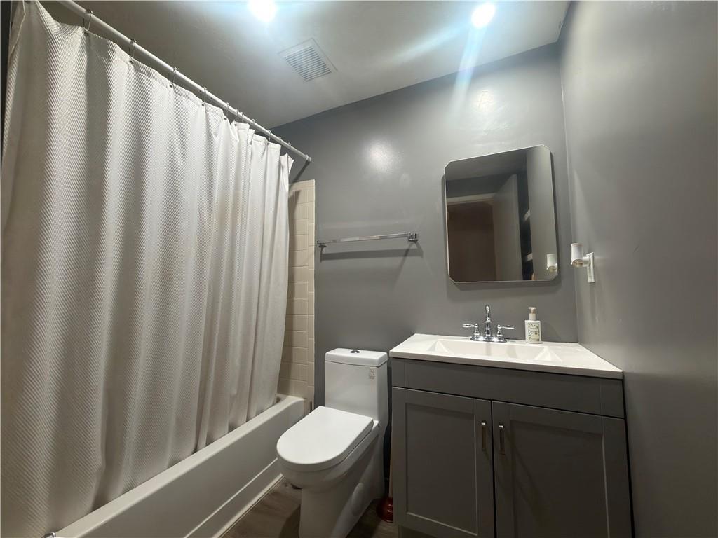 5172 W Scarbrough Trail Stone Mountain GA 30088