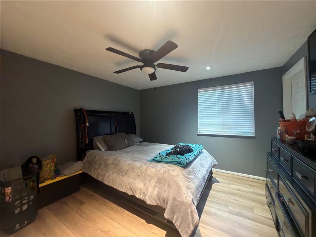 5172 W Scarbrough Trail Stone Mountain GA 30088
