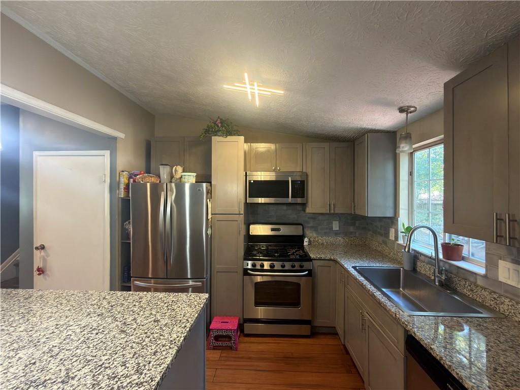 5172 W Scarbrough Trail Stone Mountain GA 30088