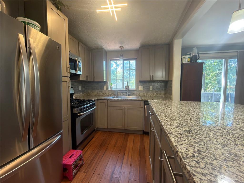 5172 W Scarbrough Trail Stone Mountain GA 30088