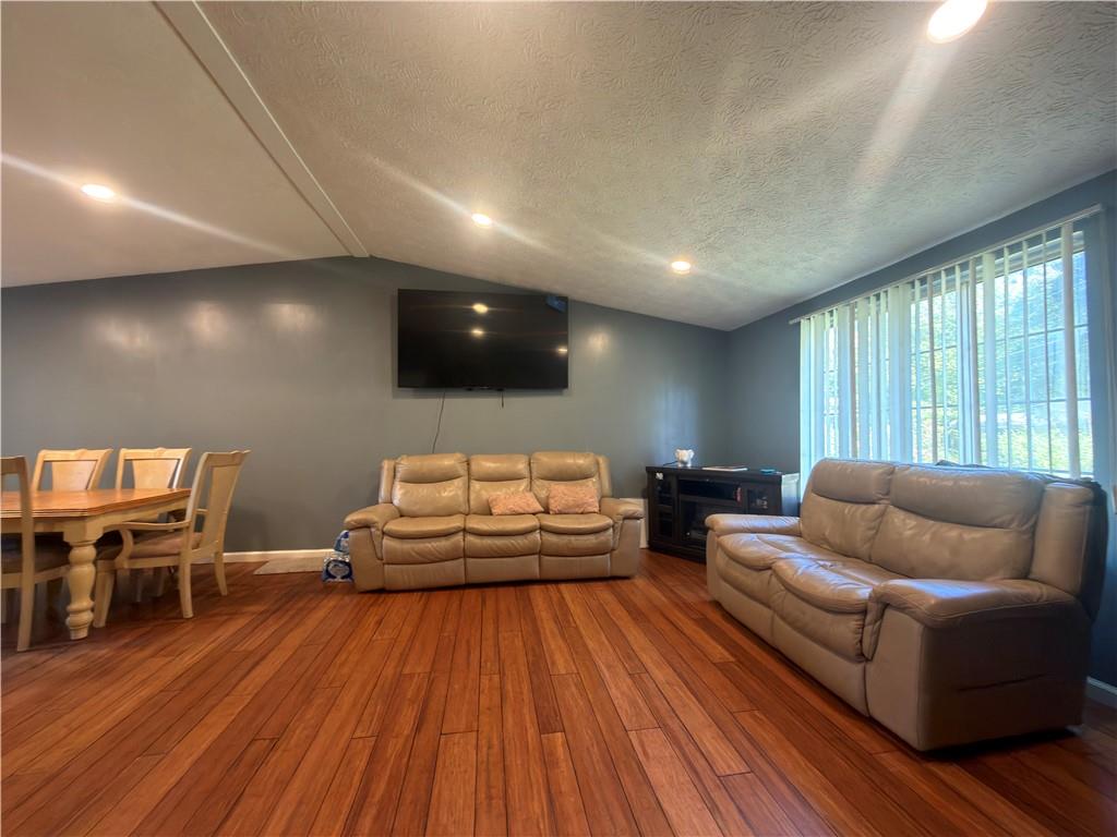 5172 W Scarbrough Trail Stone Mountain GA 30088