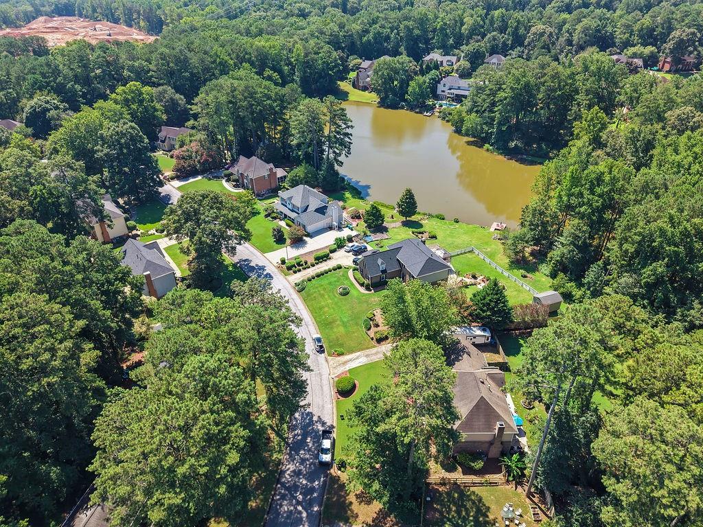 1339 Saint Michaels Court SW Lilburn GA 30047