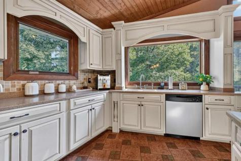 43 Devils Den Road Epworth GA 30541