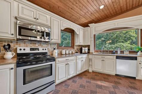 43 Devils Den Road Epworth GA 30541