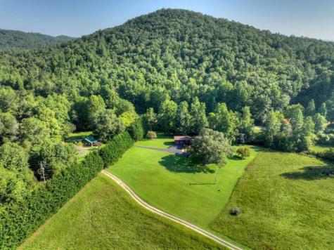 43 Devils Den Road Epworth GA 30541