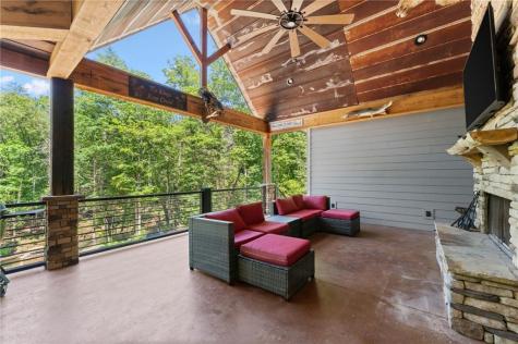 650 Old Steele Hollow Dahlonega GA 30533