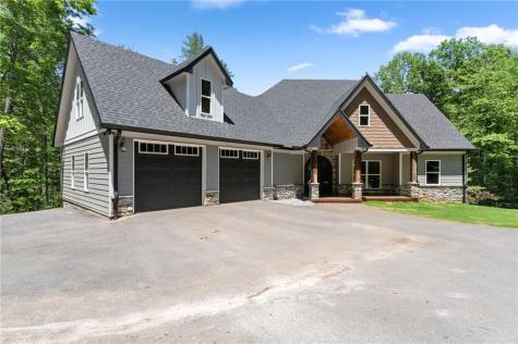 650 Old Steele Hollow Dahlonega GA 30533