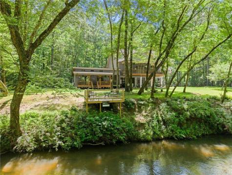 1088 Little Hawk Road Sautee Nacoochee GA 30571