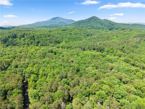 1088 Little Hawk Road Sautee Nacoochee GA 30571