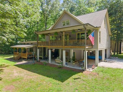 1088 Little Hawk Road Sautee Nacoochee GA 30571