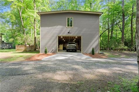 1088 Little Hawk Road Sautee Nacoochee GA 30571