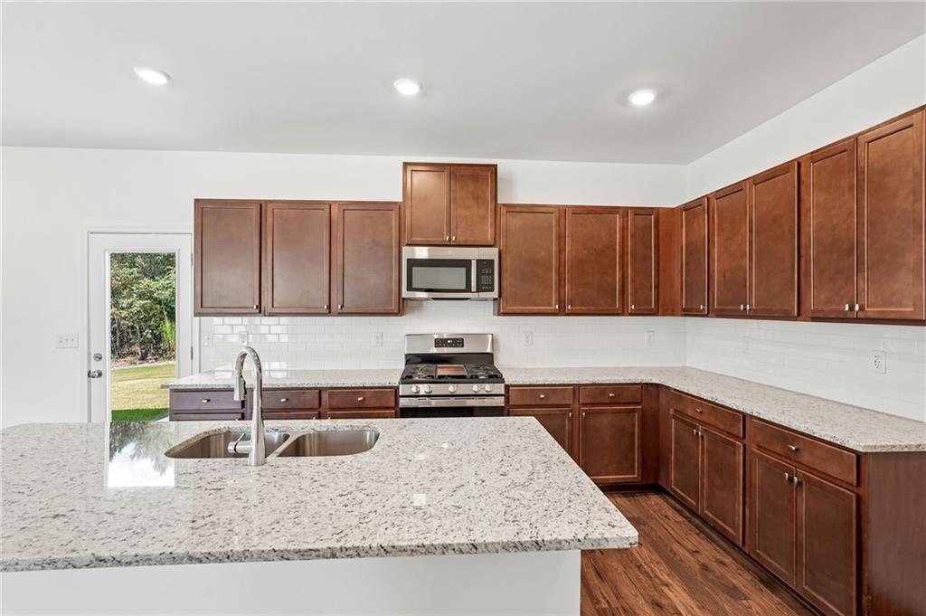 225 Groveton Court Euharlee GA 30145