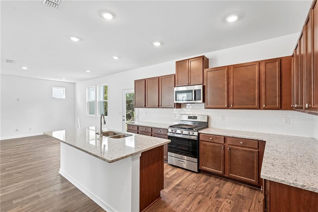 225 Groveton Court Euharlee GA 30145