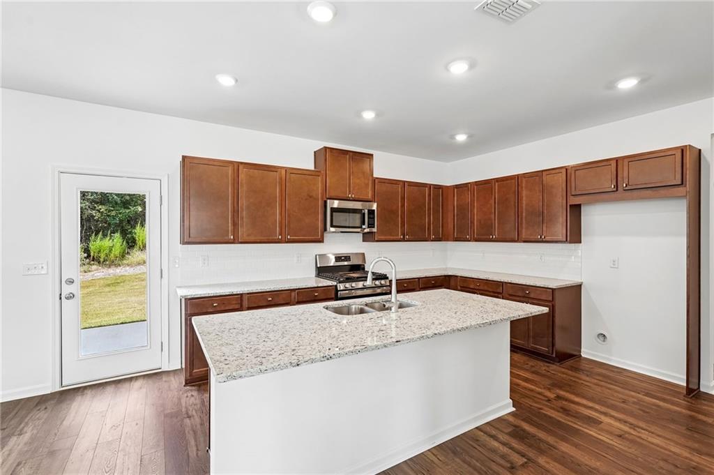 225 Groveton Court Euharlee GA 30145