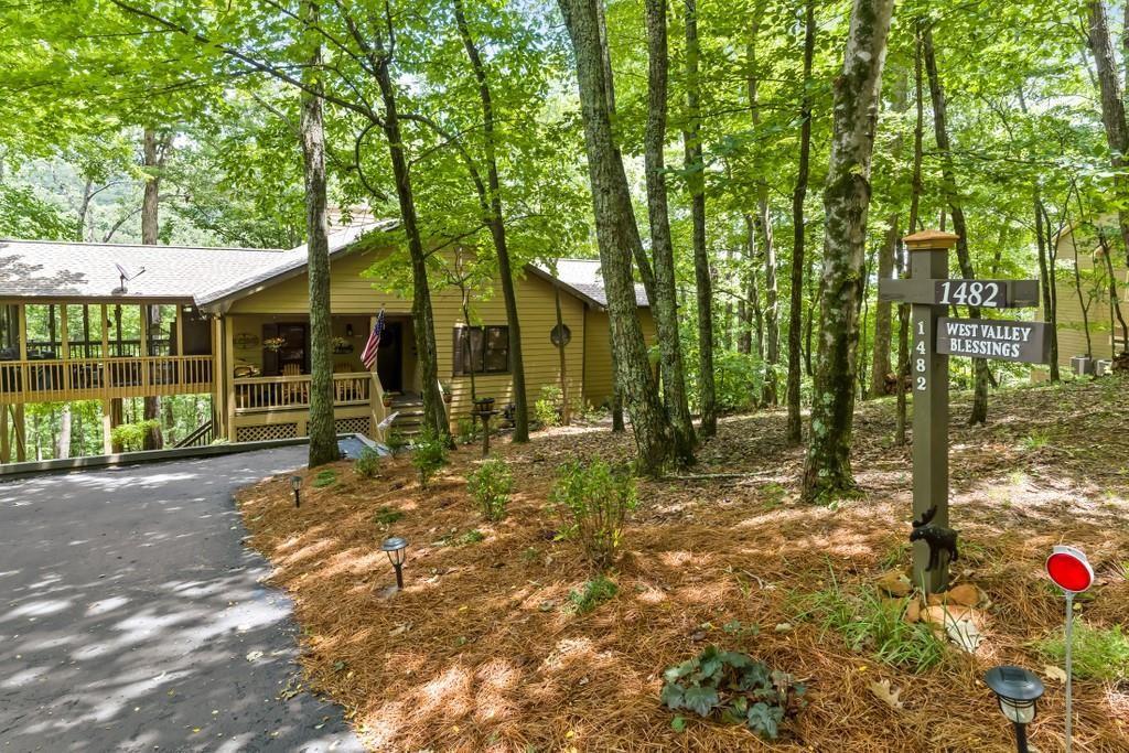 1482 Valley View Drive Big Canoe GA 30143