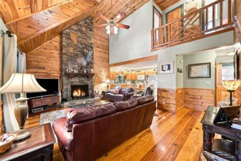 44 Hamlet Court Ellijay GA 30540