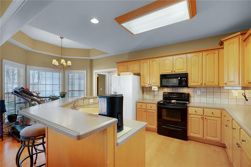 13 Golden Eagle Drive Adairsville GA 30103
