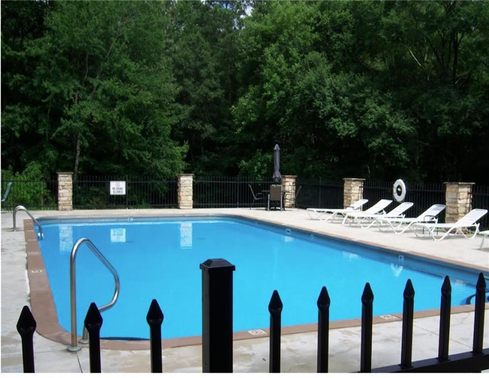 13 Golden Eagle Drive Adairsville GA 30103