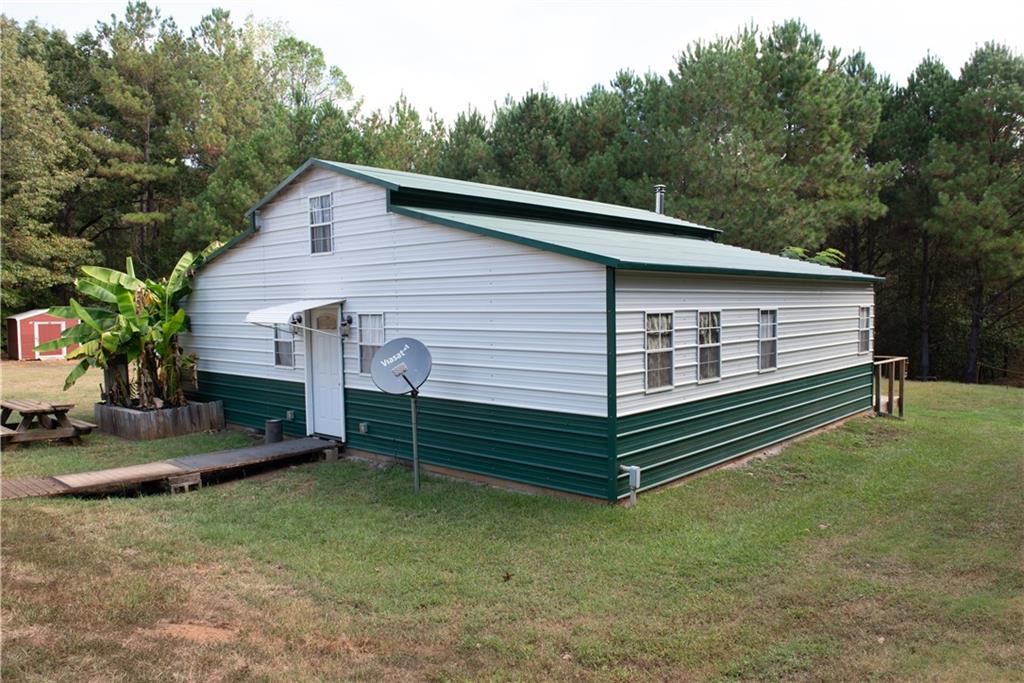 445 Hollis Road Yatesville GA 31097