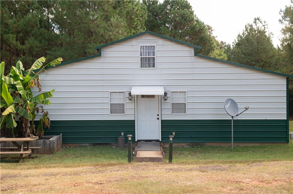 445 Hollis Road Yatesville GA 31097
