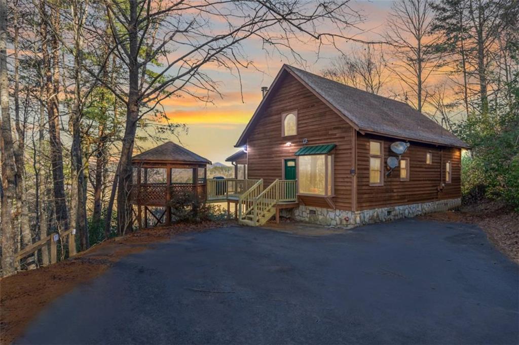 517 Ridge Road Blue Ridge GA 30513