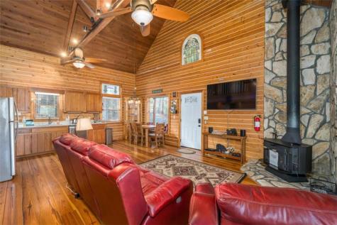 517 Ridge Road Blue Ridge GA 30513
