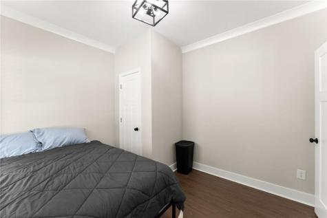 272 Cherry Street Cornelia GA 30531