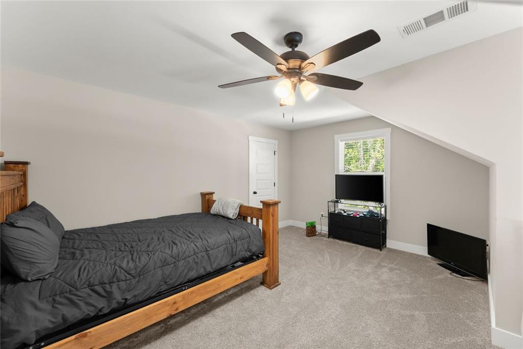 272 Cherry Street Cornelia GA 30531