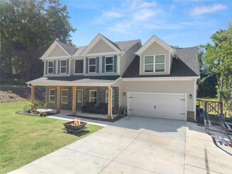 272 Cherry Street Cornelia GA 30531