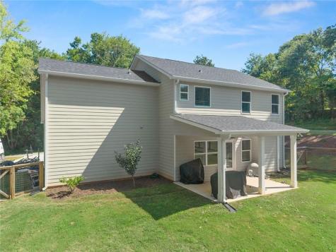 272 Cherry Street Cornelia GA 30531