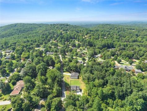 272 Cherry Street Cornelia GA 30531