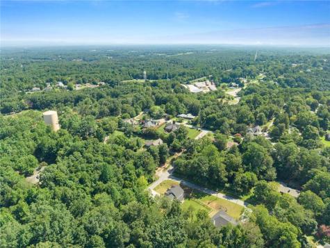 272 Cherry Street Cornelia GA 30531