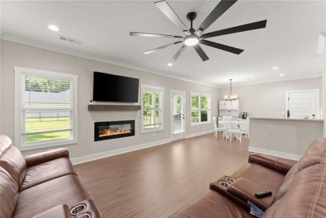 272 Cherry Street Cornelia GA 30531