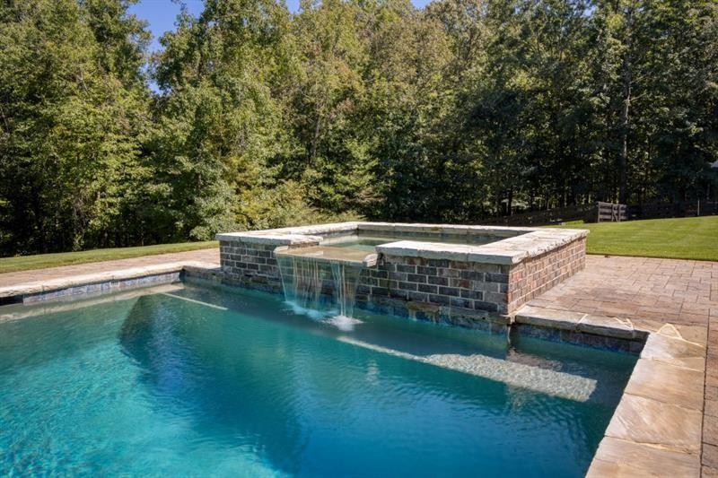 13235 SE Arnold Mill Road Roswell GA 30075