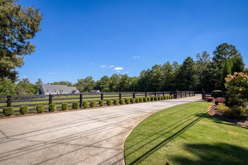 13235 SE Arnold Mill Road Roswell GA 30075