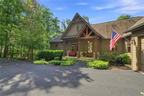 107 Disharoon Drive Big Canoe GA 30143